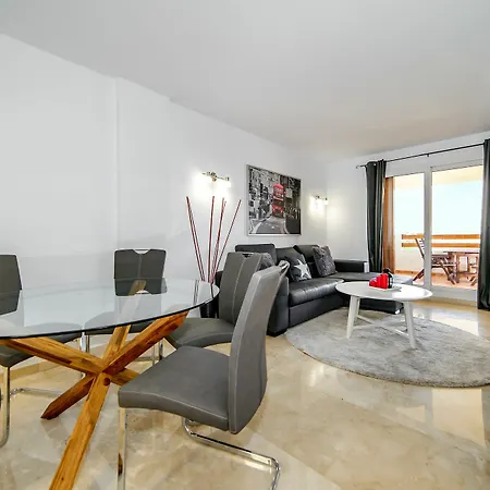Bennecke Elvis Apartment *